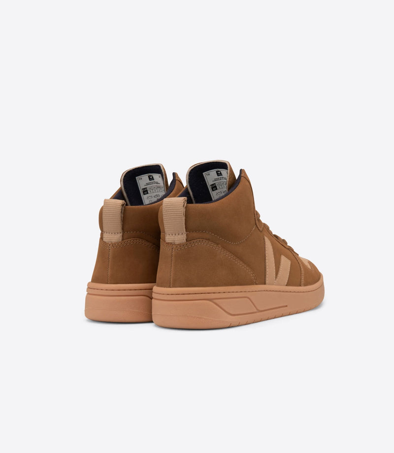 VEJA NUBUCK CAMEL DESERT